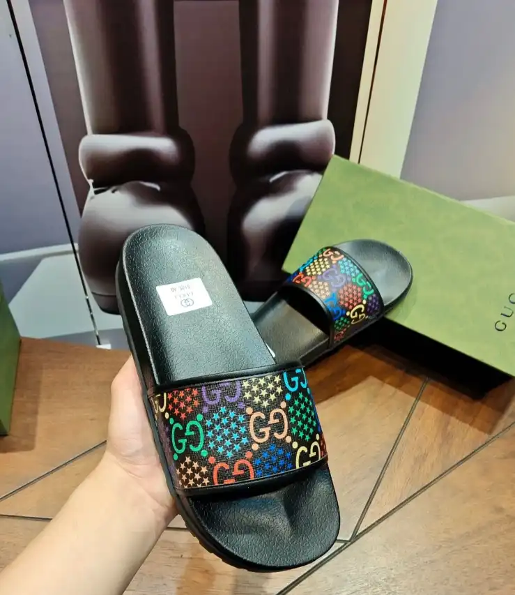 hype Gucci Slippers