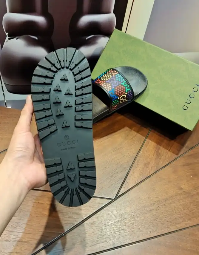 hype Gucci Slippers