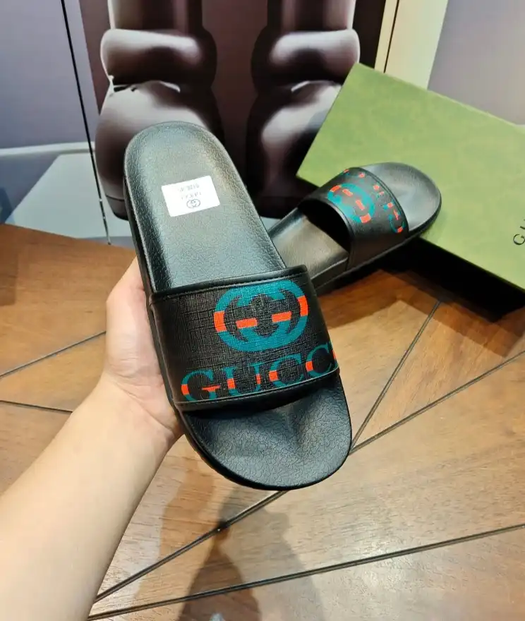 hype Gucci Slippers