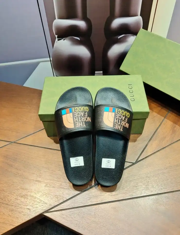 hype Gucci Slippers