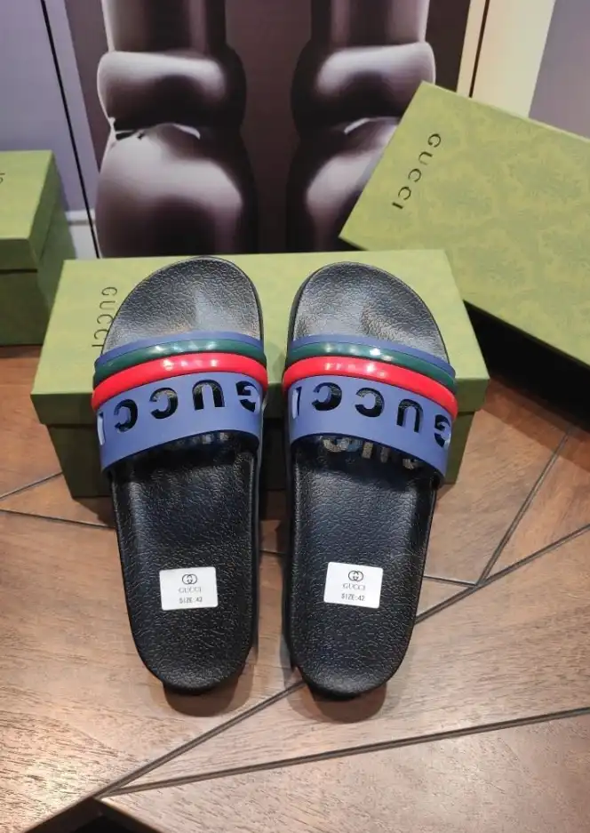 hype Gucci Slippers