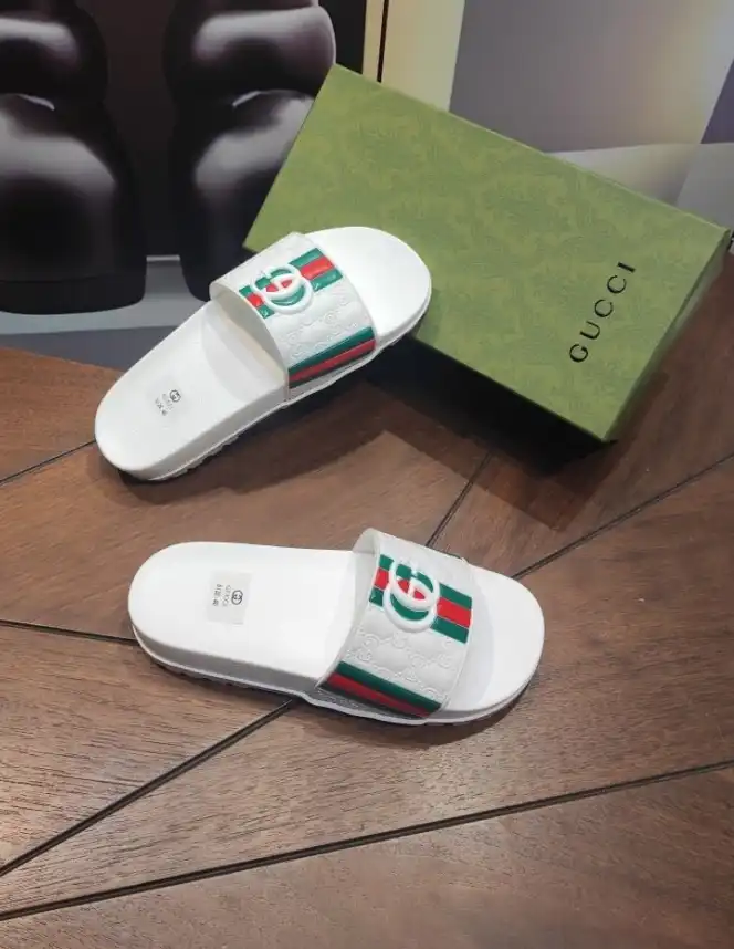 hype Gucci Slippers