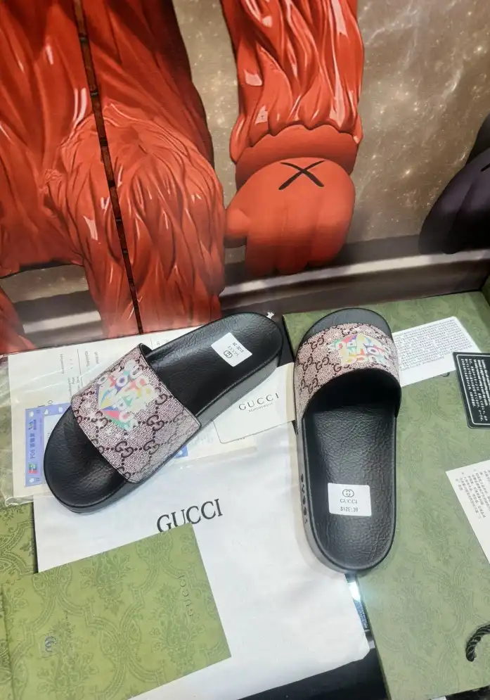 hype Gucci Slippers