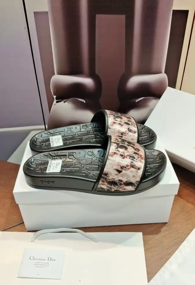 hype Christian Dior Slippers