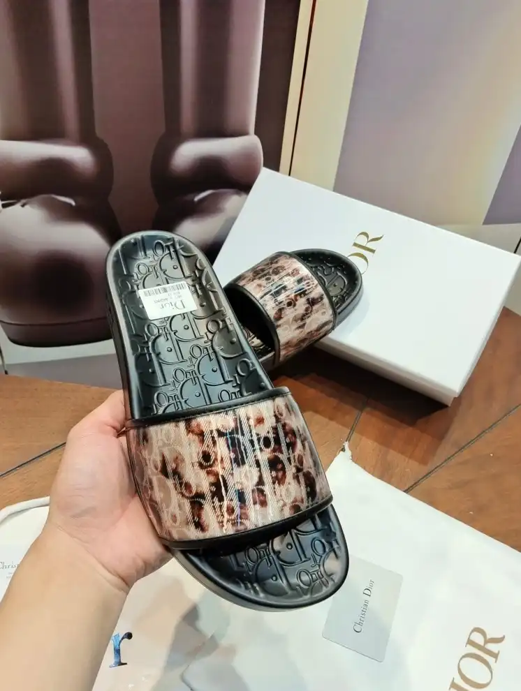 hype Christian Dior Slippers