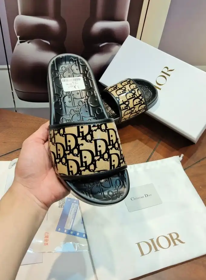 hype Christian Dior Slippers