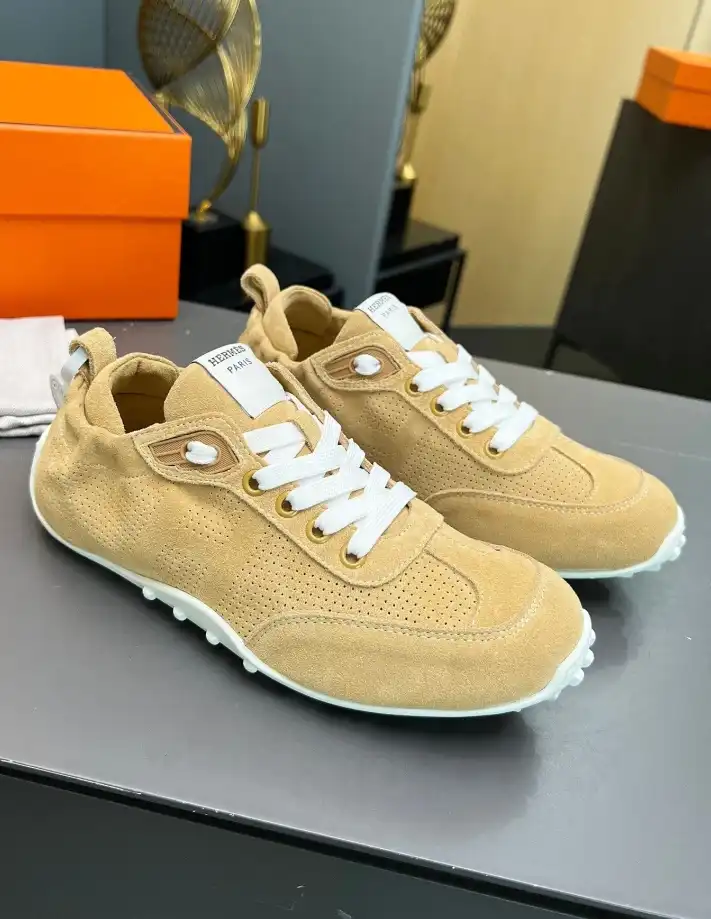 hype Hermes Casual Shoes