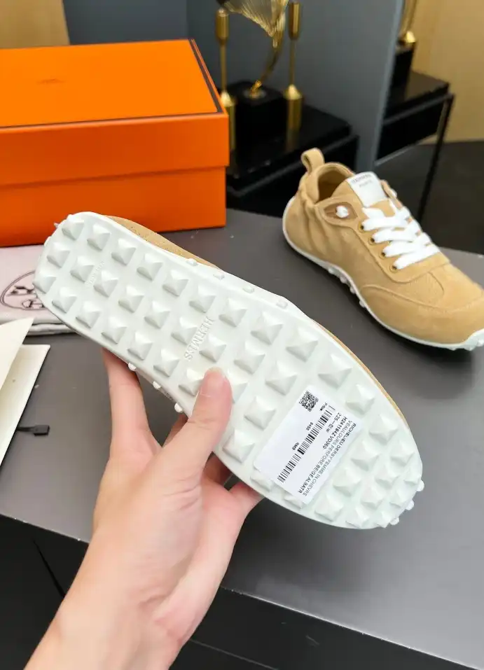 hype Hermes Casual Shoes