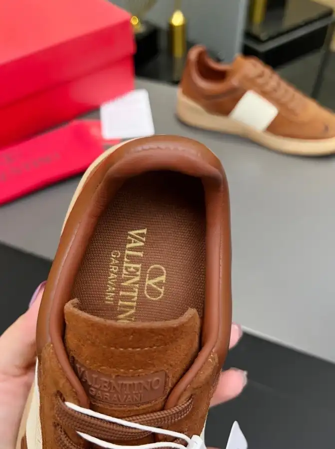 hype Valentino Casual Shoes