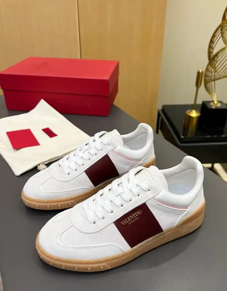 hype Valentino Casual Shoes