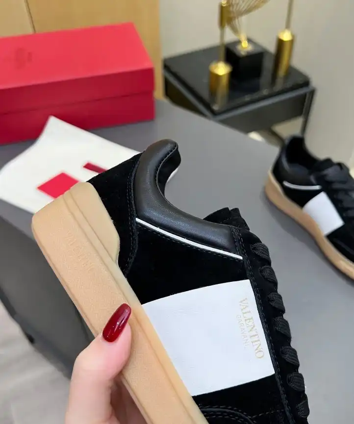 hype Valentino Casual Shoes