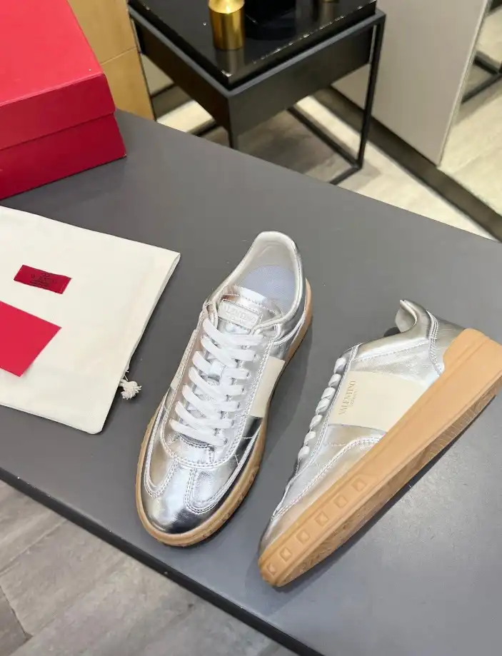 hype Valentino Casual Shoes