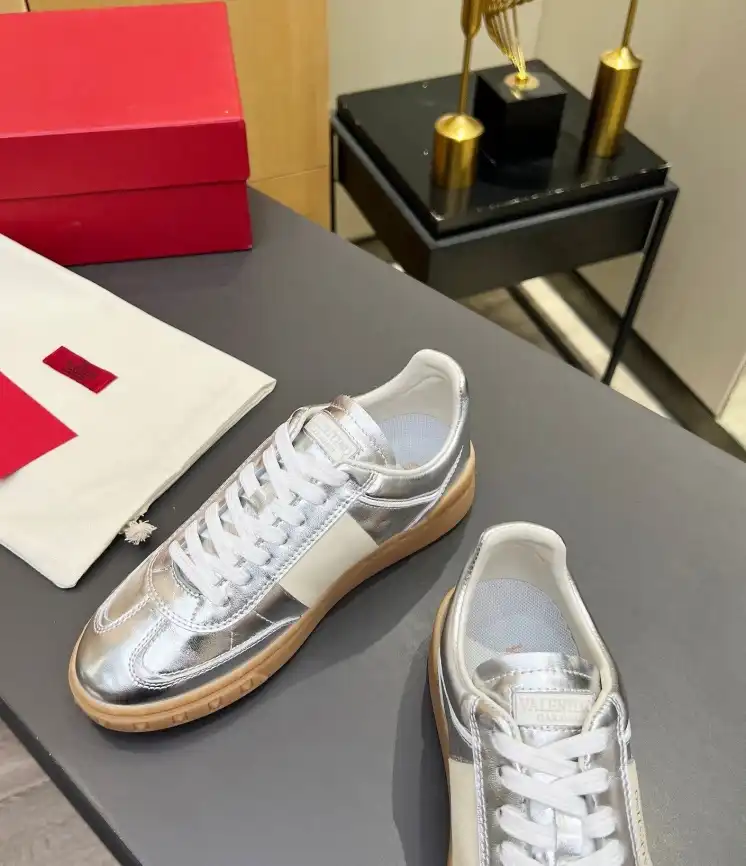 hype Valentino Casual Shoes