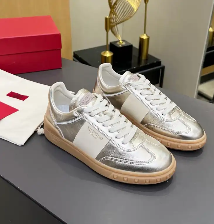 hype Valentino Casual Shoes