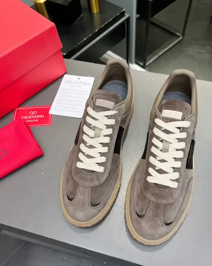 hype Valentino Casual Shoes