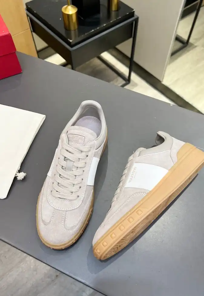 hype Valentino Casual Shoes