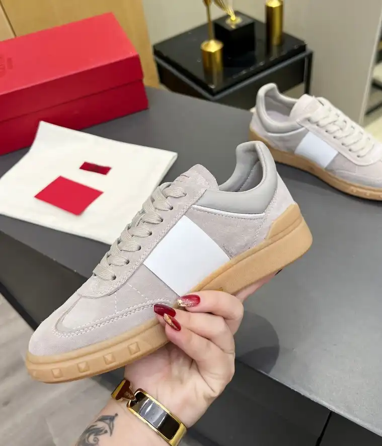 hype Valentino Casual Shoes