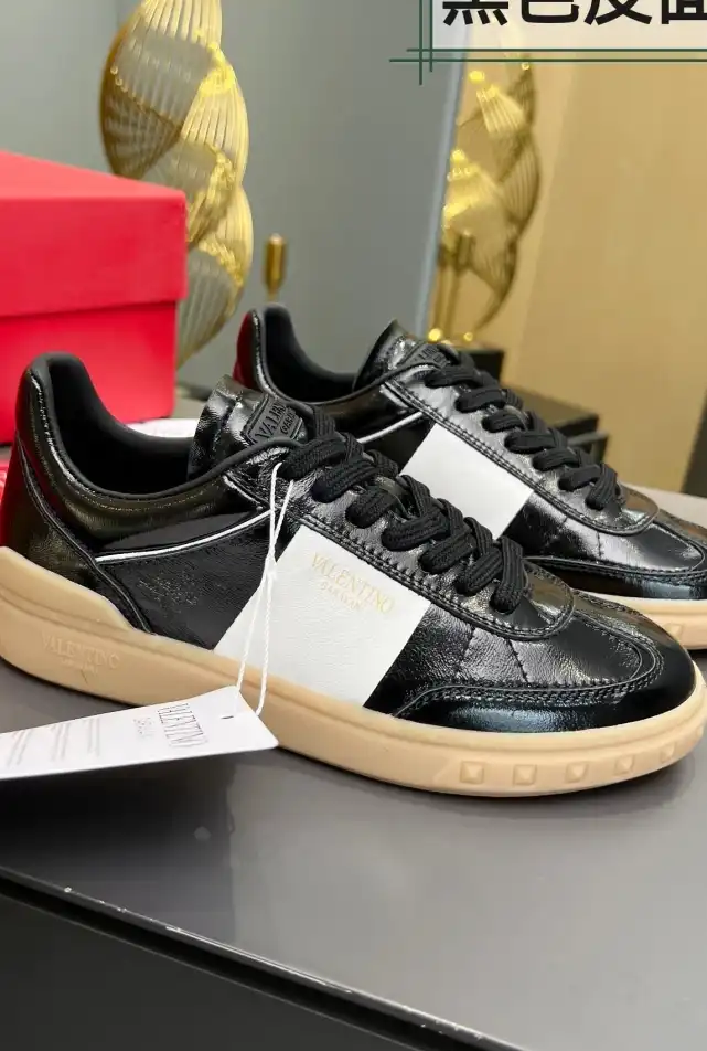 hype Valentino Casual Shoes