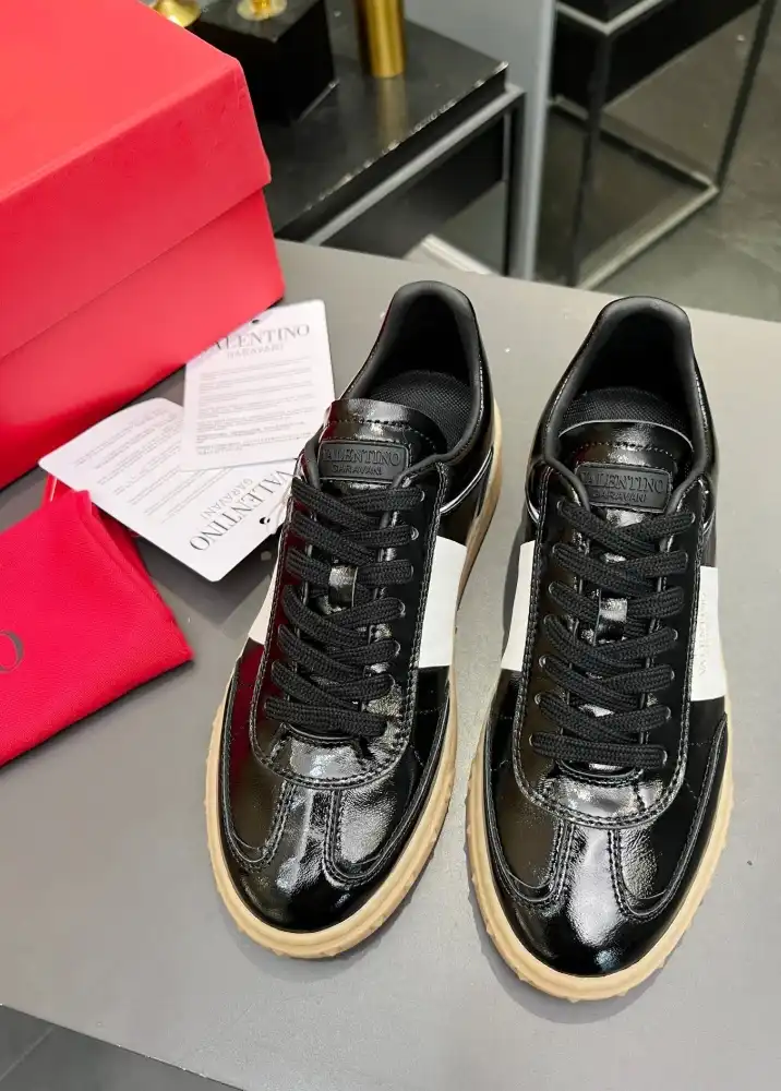 hype Valentino Casual Shoes