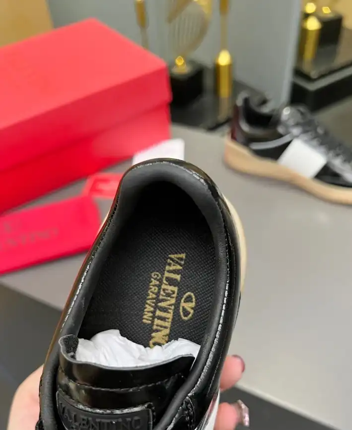 hype Valentino Casual Shoes