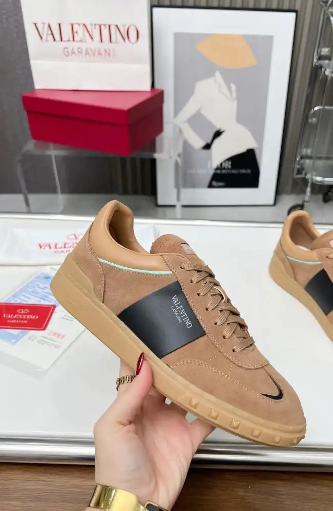 hype Valentino Casual Shoes