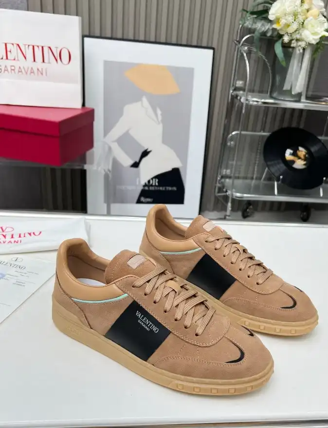 hype Valentino Casual Shoes