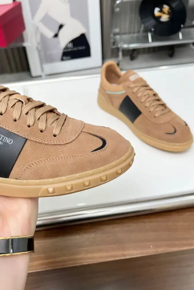 hype Valentino Casual Shoes