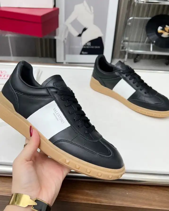 hype Valentino Casual Shoes