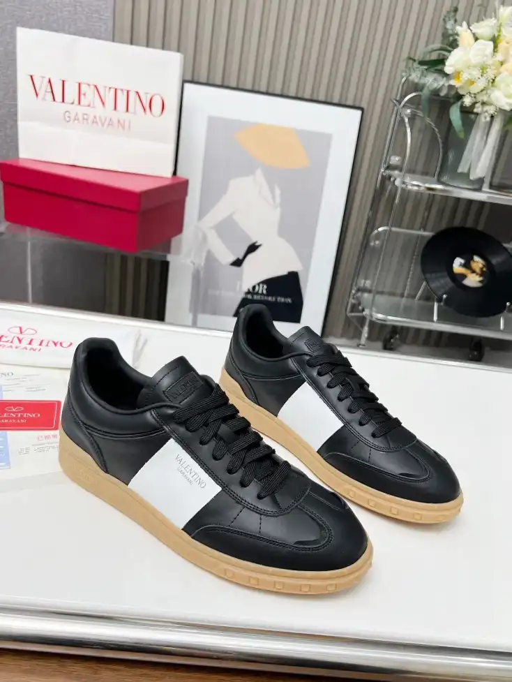 hype Valentino Casual Shoes