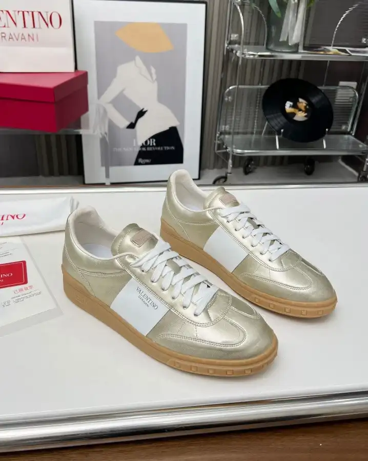 hype Valentino Casual Shoes