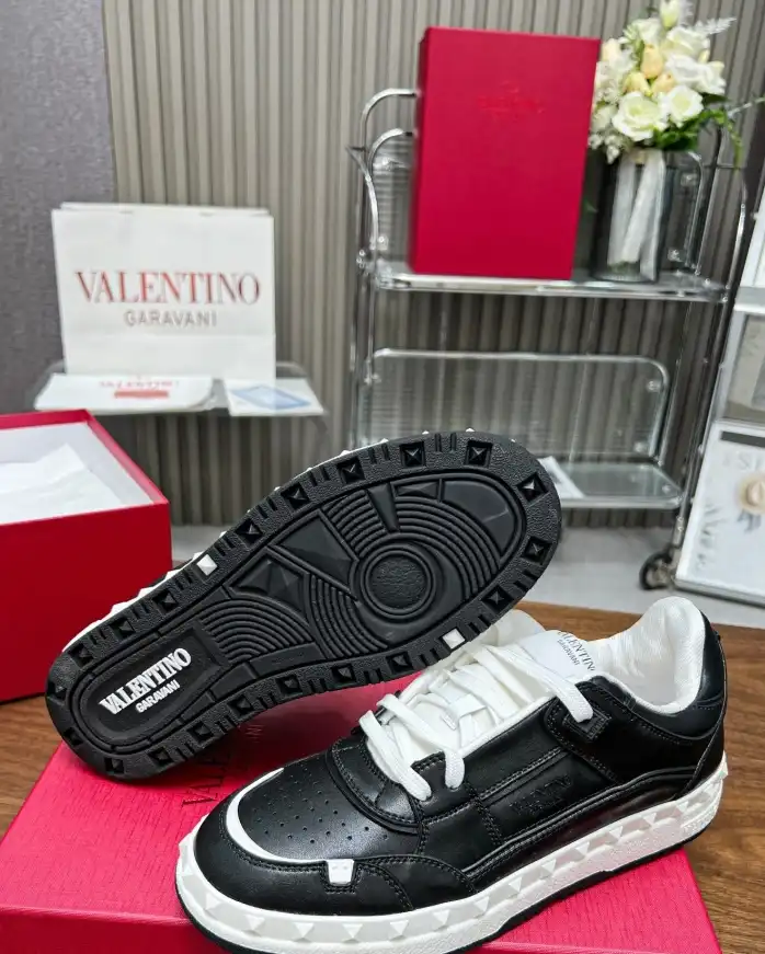 hype Valentino Casual Shoes