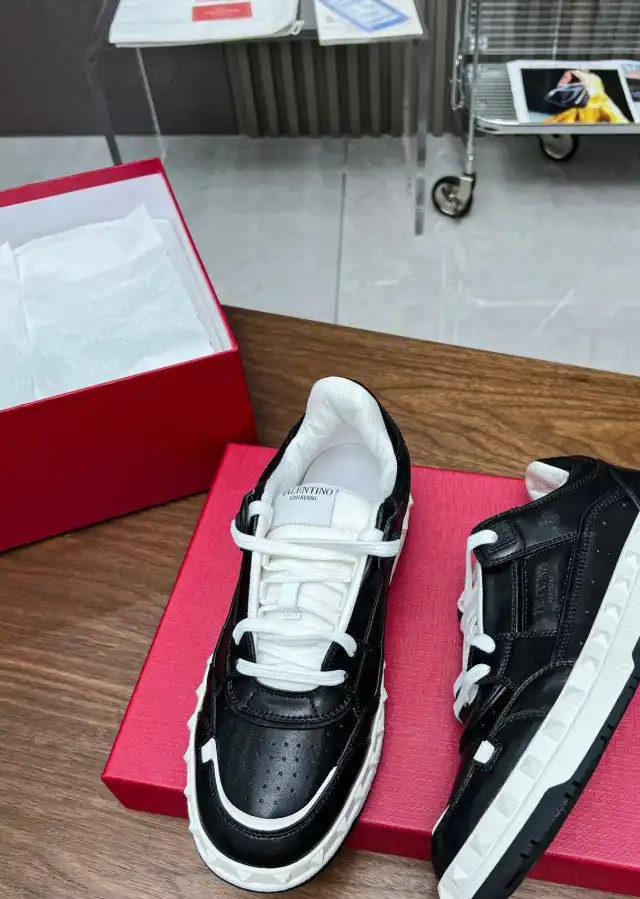 hype Valentino Casual Shoes