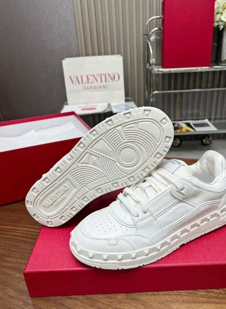 hype Valentino Casual Shoes