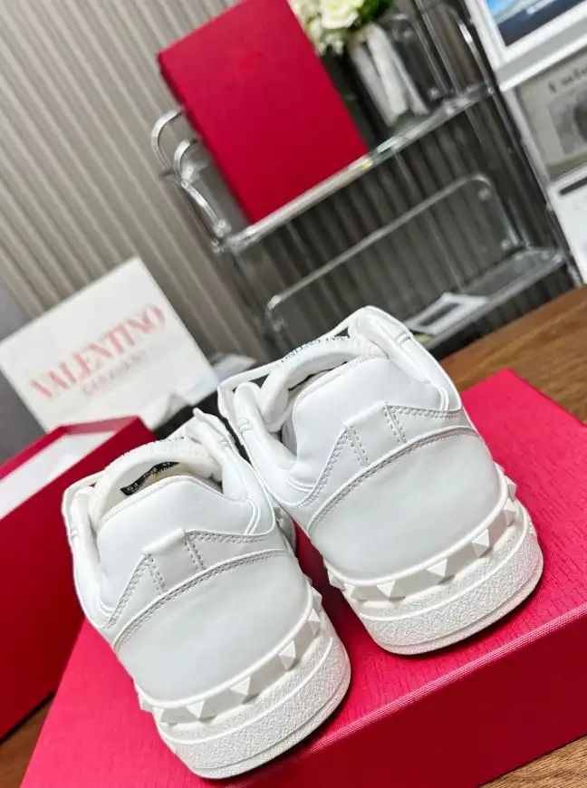 hype Valentino Casual Shoes