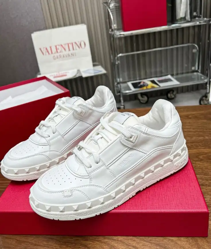 hype Valentino Casual Shoes