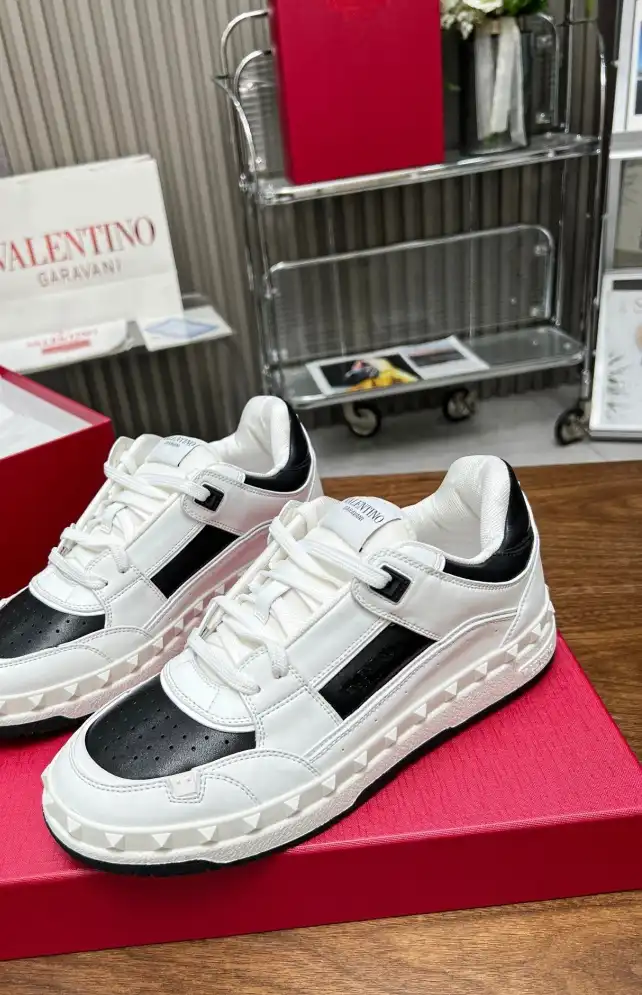 hype Valentino Casual Shoes