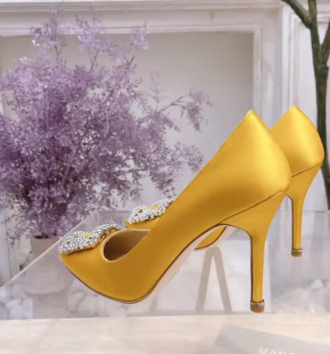 hype Manolo Blahnik High Heels