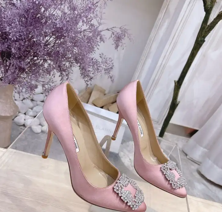 hype Manolo Blahnik High Heels