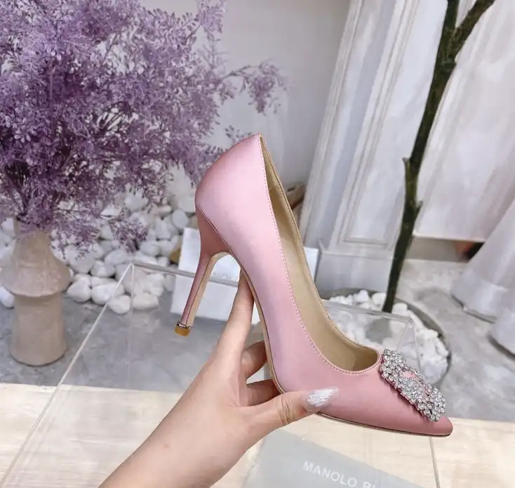 hype Manolo Blahnik High Heels