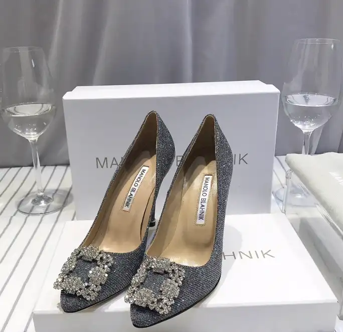 hype Manolo Blahnik High Heels