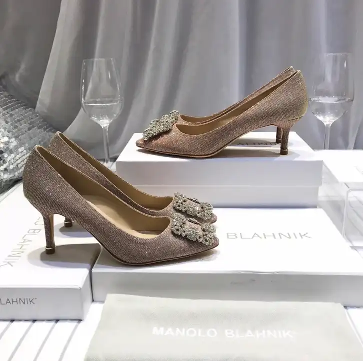 hype Manolo Blahnik High Heels