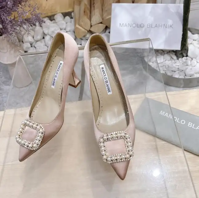 hype Manolo Blahnik High Heels