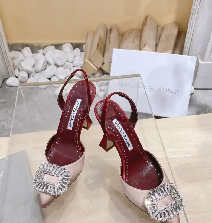 hype Manolo Blahnik High Heels