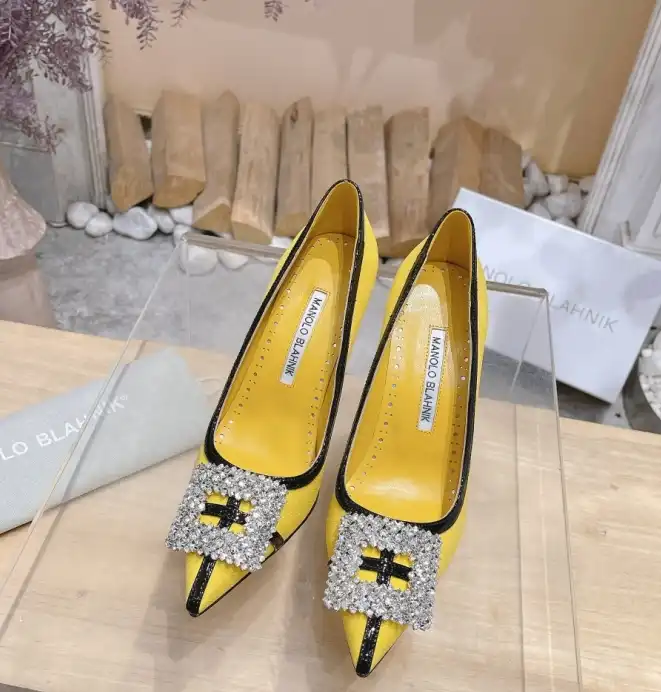 hype Manolo Blahnik High Heels