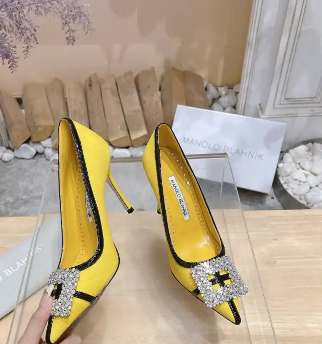 hype Manolo Blahnik High Heels