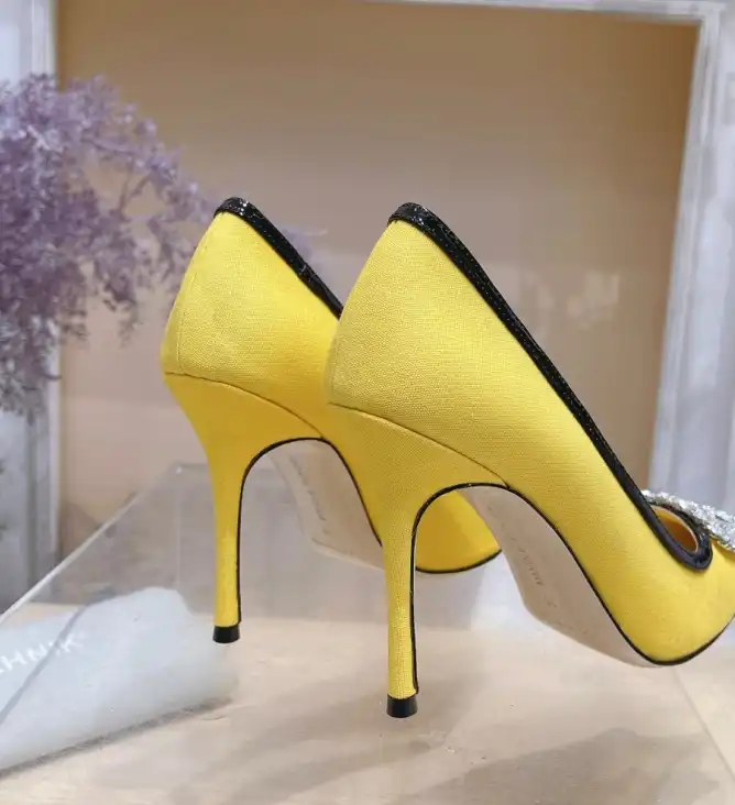 hype Manolo Blahnik High Heels