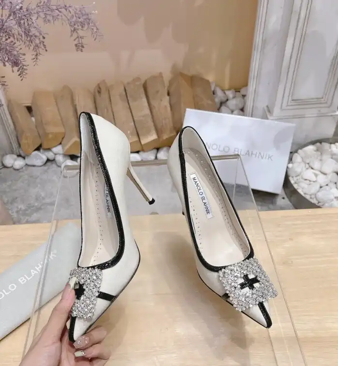 hype Manolo Blahnik High Heels