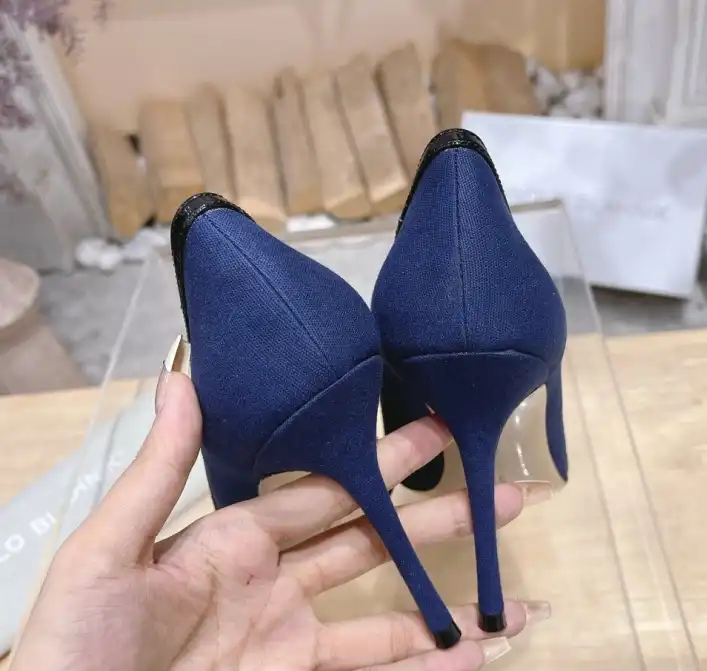 hype Manolo Blahnik High Heels