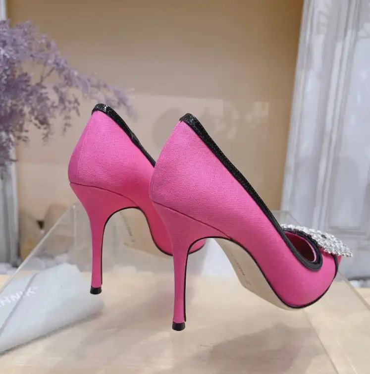 hype Manolo Blahnik High Heels