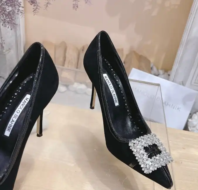 hype Manolo Blahnik High Heels